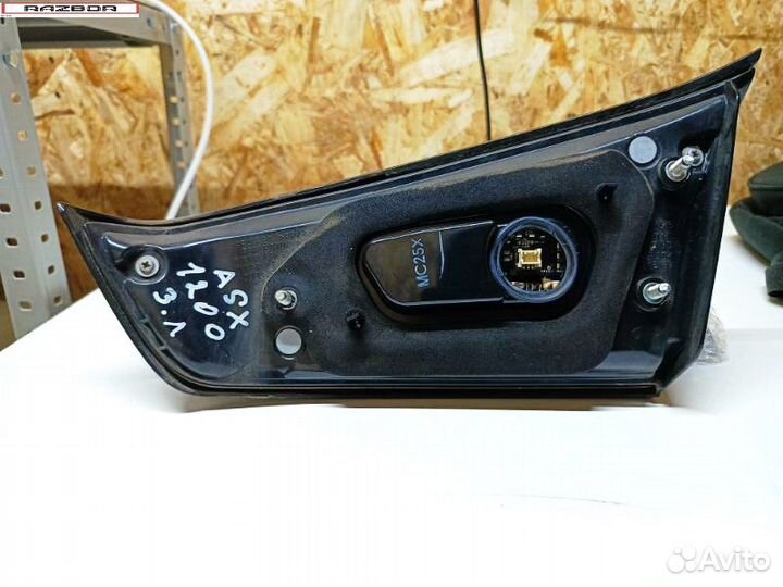 Фонарь в крышку багажника б/у Mitsubishi ASX