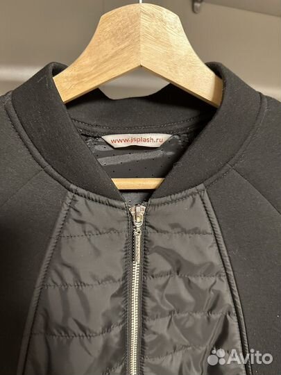 Удлиненный бомбер женский