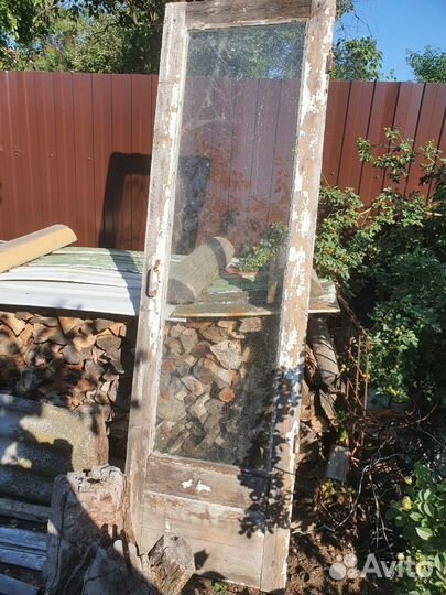 Дверь со стеклом