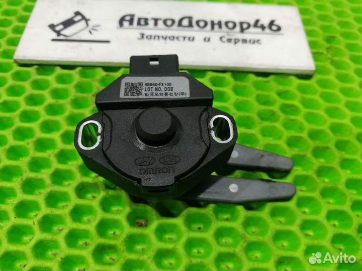 Датчик педали сцепления Kia Rio 4