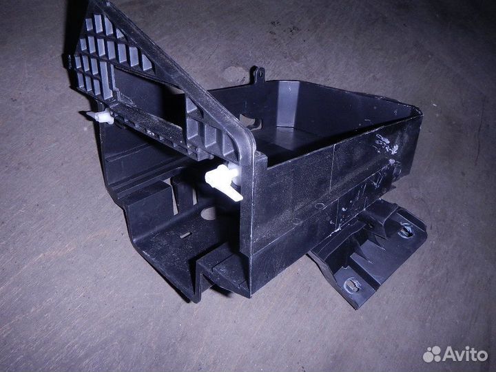 Корпус блока предохранителей, Peugeot (Пежо) -206