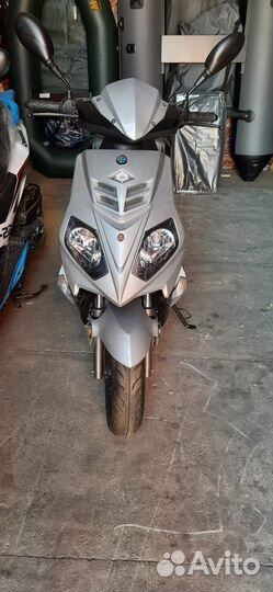 Продаю скутер