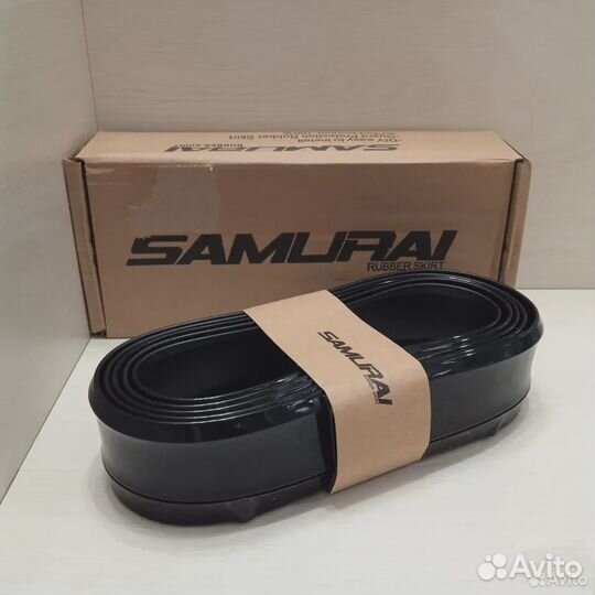 Универсальная резиновая губа samurai на бампер