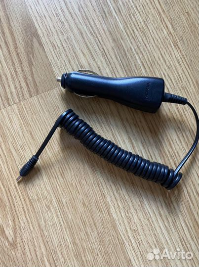 Зарядное устройство Nokia в прикуриватель авто