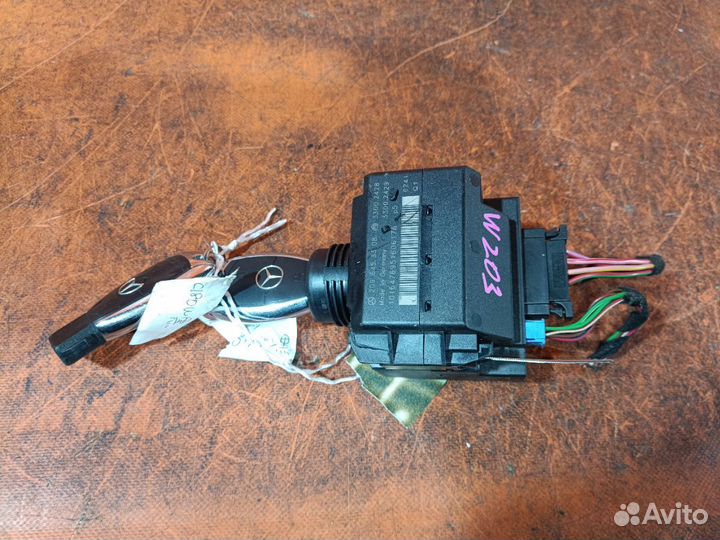 Замок зажигания Mercedes-benz C-class station wagon S203.246
