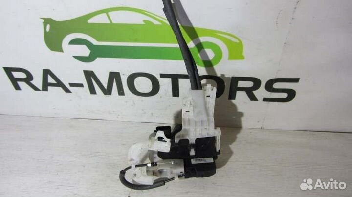 Замок боковой двери передний правый Hyundai Ix35