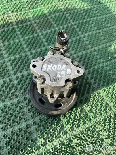 Насос гур Skoda felicia 1.9 D