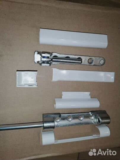 Декоративные накладки на пластиковое окно roto NX