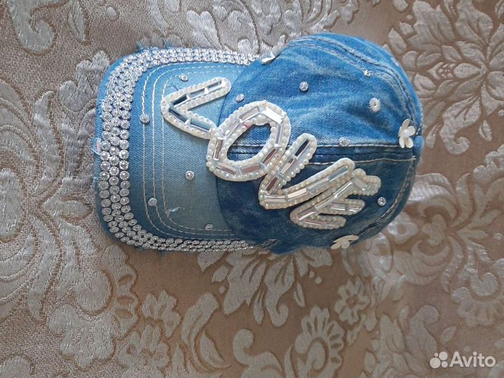 Джинсовая кепка на девочку