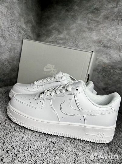 Nike air force 1 white