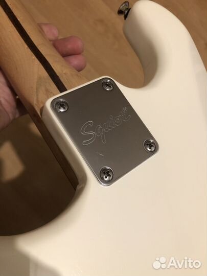 Электрогитара Fender Squier