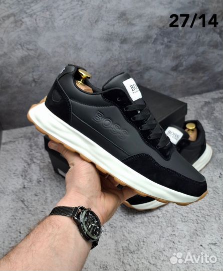 Кроссовки черные boss