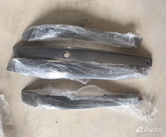 Молдинг под парктроник BMW