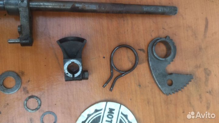 Вал переключения передач на Иж Юпитер