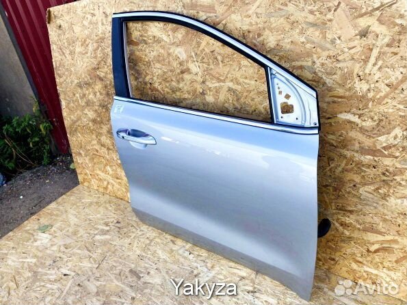 Дверь передняя правая Mitsubishi Outlander