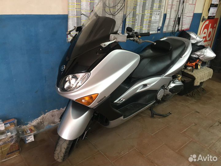 Yamaha T-max 500