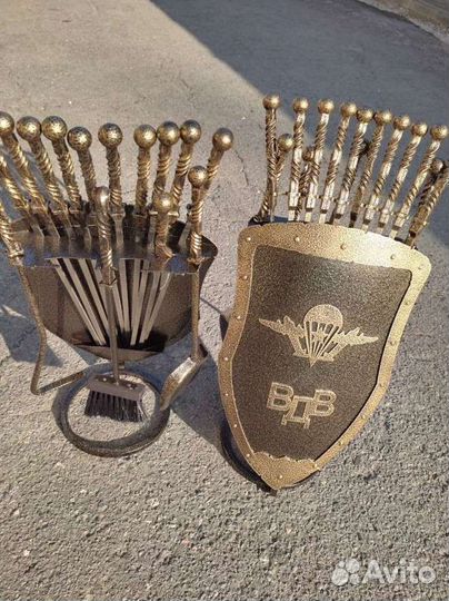 Подарок на день вдв подставка для шампуров