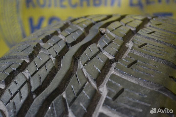 Bridgestone Dueler H/T D687 225/65 R17