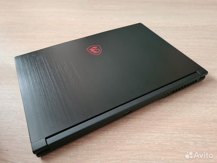 MSI Core i7 11800H / RTX 3050 / 16 Гб/ 2022 г