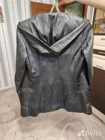 Куртка кожаная женская