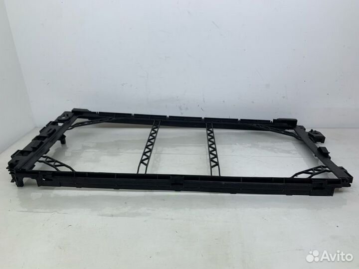 Передняя панель Geely Monjaro KX11