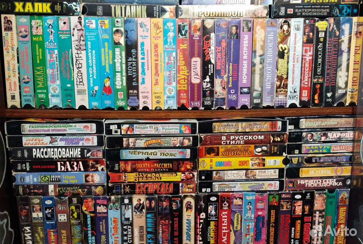 Видеокассеты разные