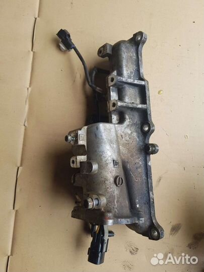 Впускной коллектор на двигатель 4N15