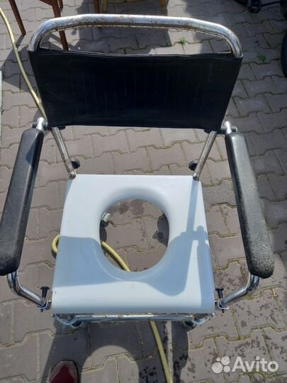 Инвалидный стул