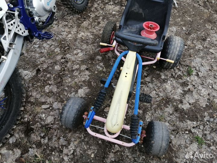 Детский четырехколесный велосипед