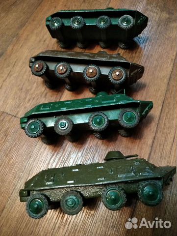 Игрушки металлические. СССР танки, бтр, пушки