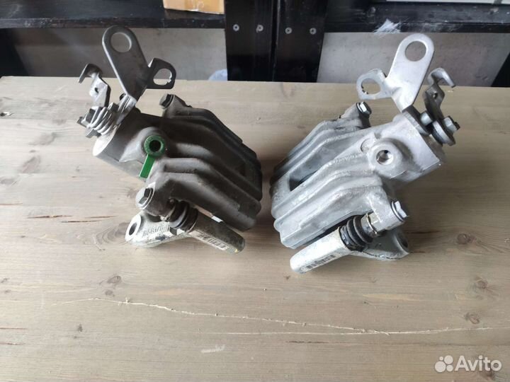 Суппорт тормозной задний skoda octavia a5