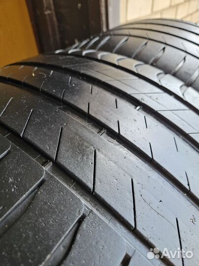 Michelin Pilot Sport 3 295/35 R21