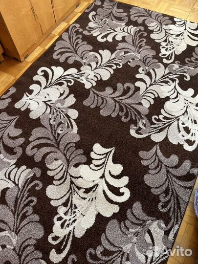 Палас новый