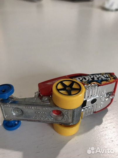 Hot wheels машинки