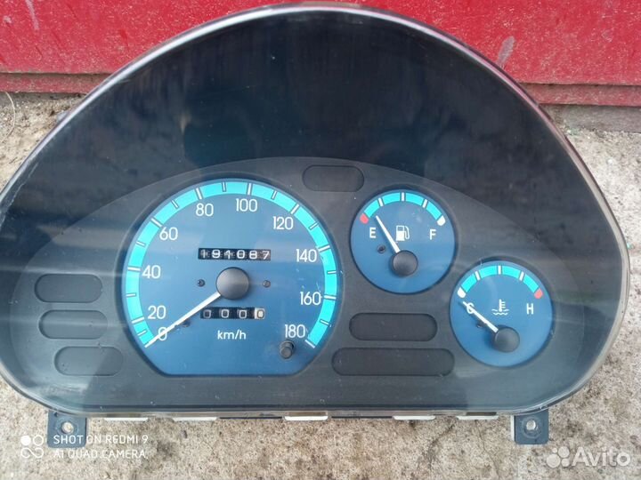 Комбинацию приборов Матиз