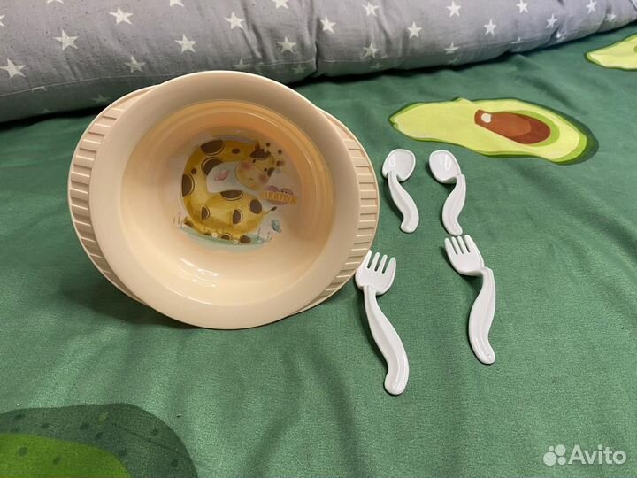 Тарелка детская с набором вилок и ложек Giraffix