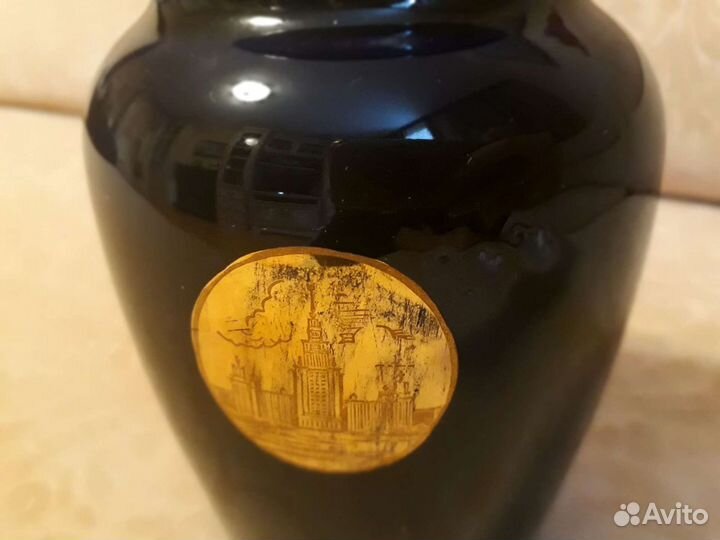 Ваза фарфор лфз Москва мгу