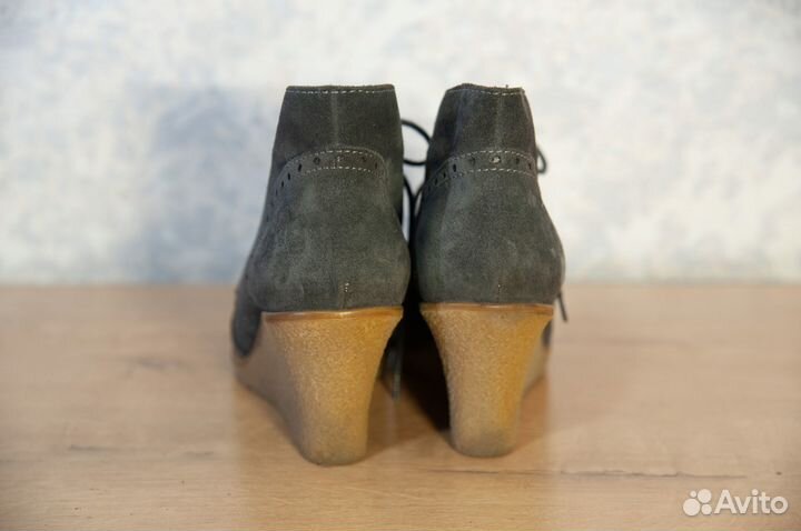 Ботильоны на высокой платформе