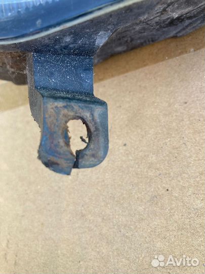 Фара противотуманная правая FAW V5 2013-2017