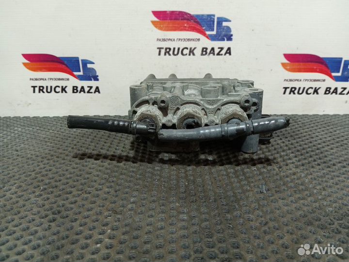 Кран уровня пола главный Daf XF106