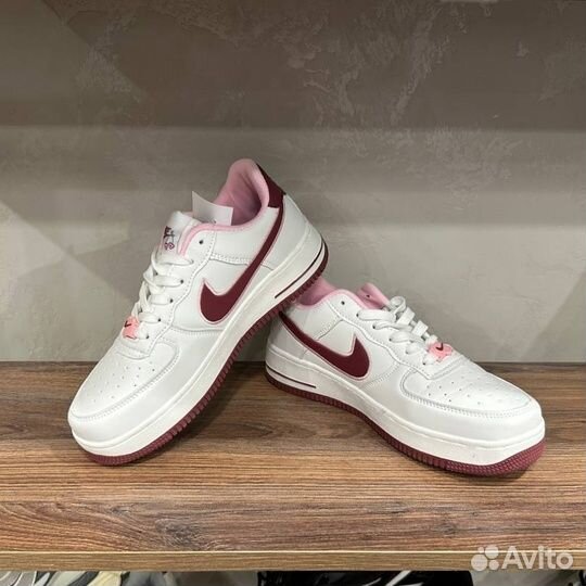 Кроссовки вишня жен