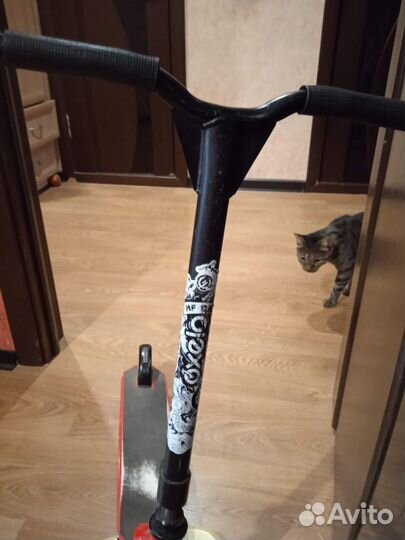 Трюковой самокат