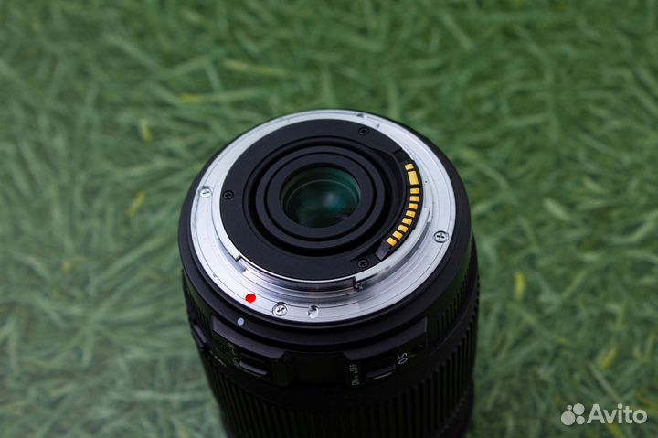 Sigma AF 18-250mm f/3.5-6.3 DC OS HSM Canon