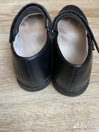 Туфли для девочки в школу