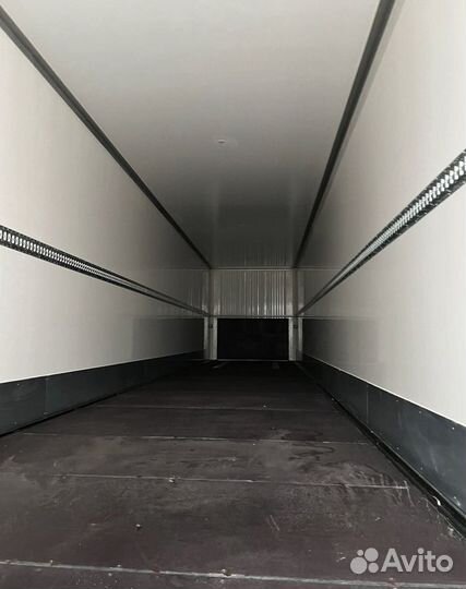 Полуприцеп изотермический Kassbohrer Maxima, 2023