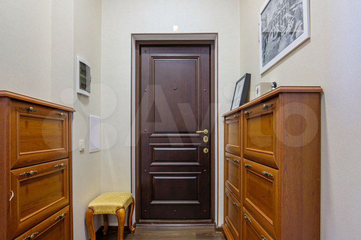 4-к. квартира, 107 м², 8/11 эт.