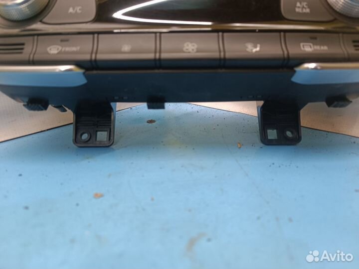 Блок климата Hyundai Santa Fe 4 TM