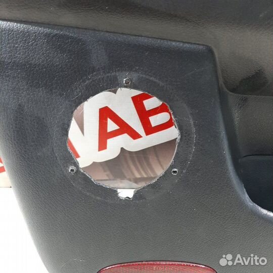 Обшивка боковой двери передняя левая Chevrolet