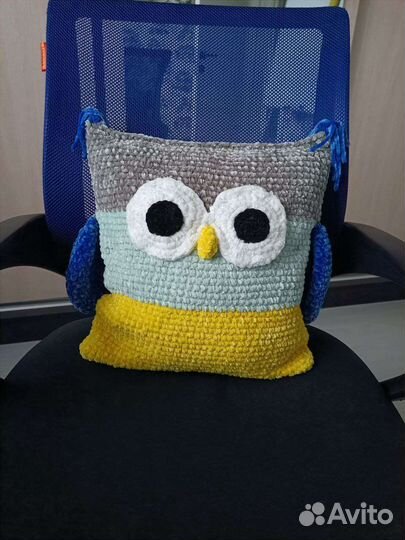 Плюшевая подушка-совушка