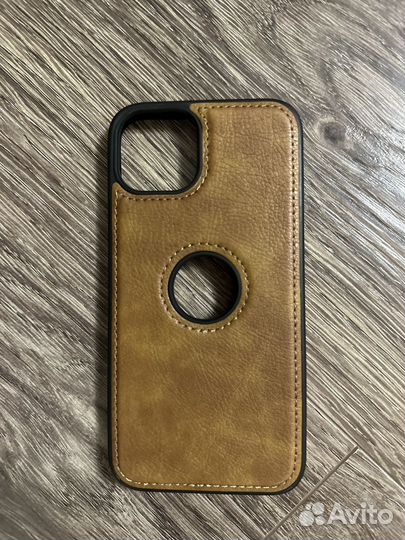 Чехол на iPhone 13